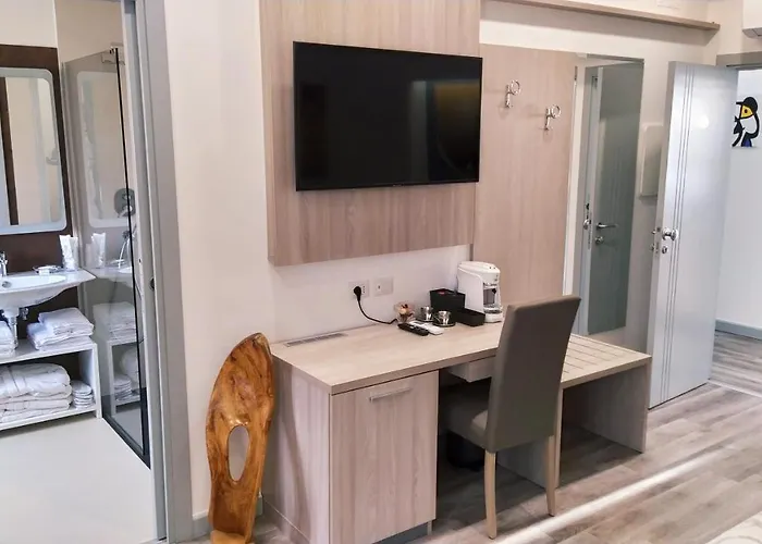 Alojamento de Acomodação e Pequeno-almoço La Stazione 4*